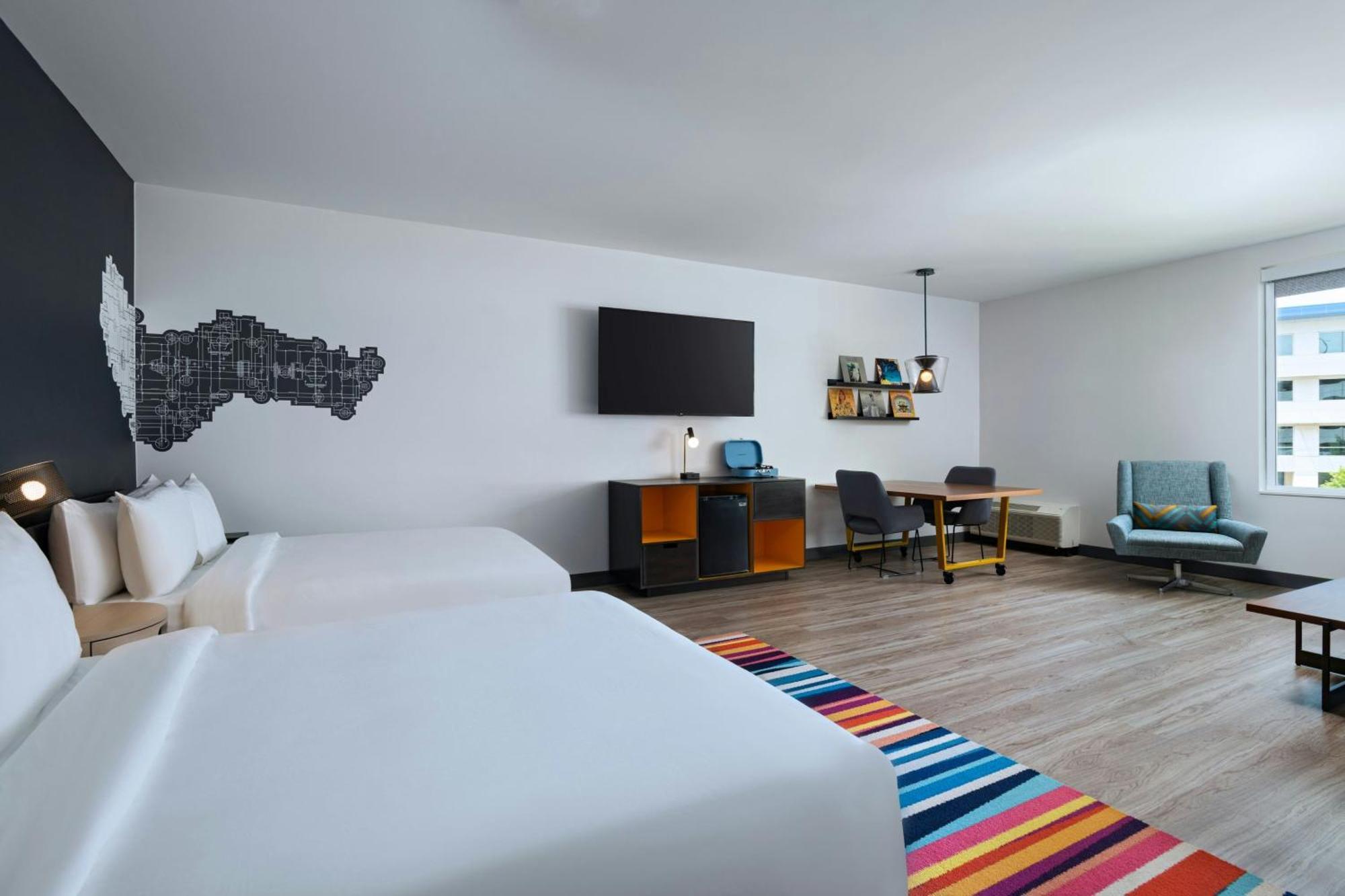 Отель Aloft Austin Southwest Экстерьер фото